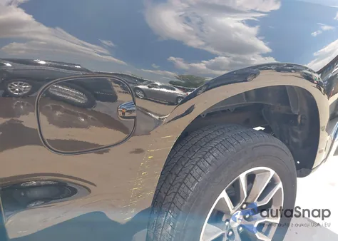 2022 Chevrolet Silverado 1500 Ltd 2Wd Short Bed Lt from USA, damaged, VIN 3GCPWCED7NG173561